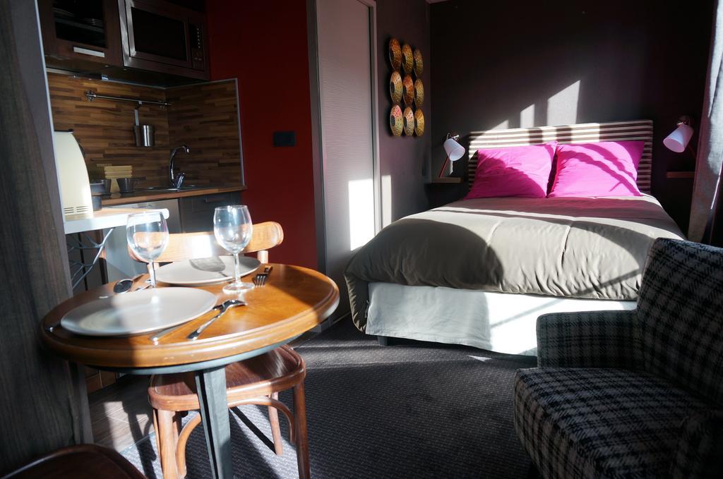 Apartament Le 84 Sainte-Cath' Lille Pokój zdjęcie